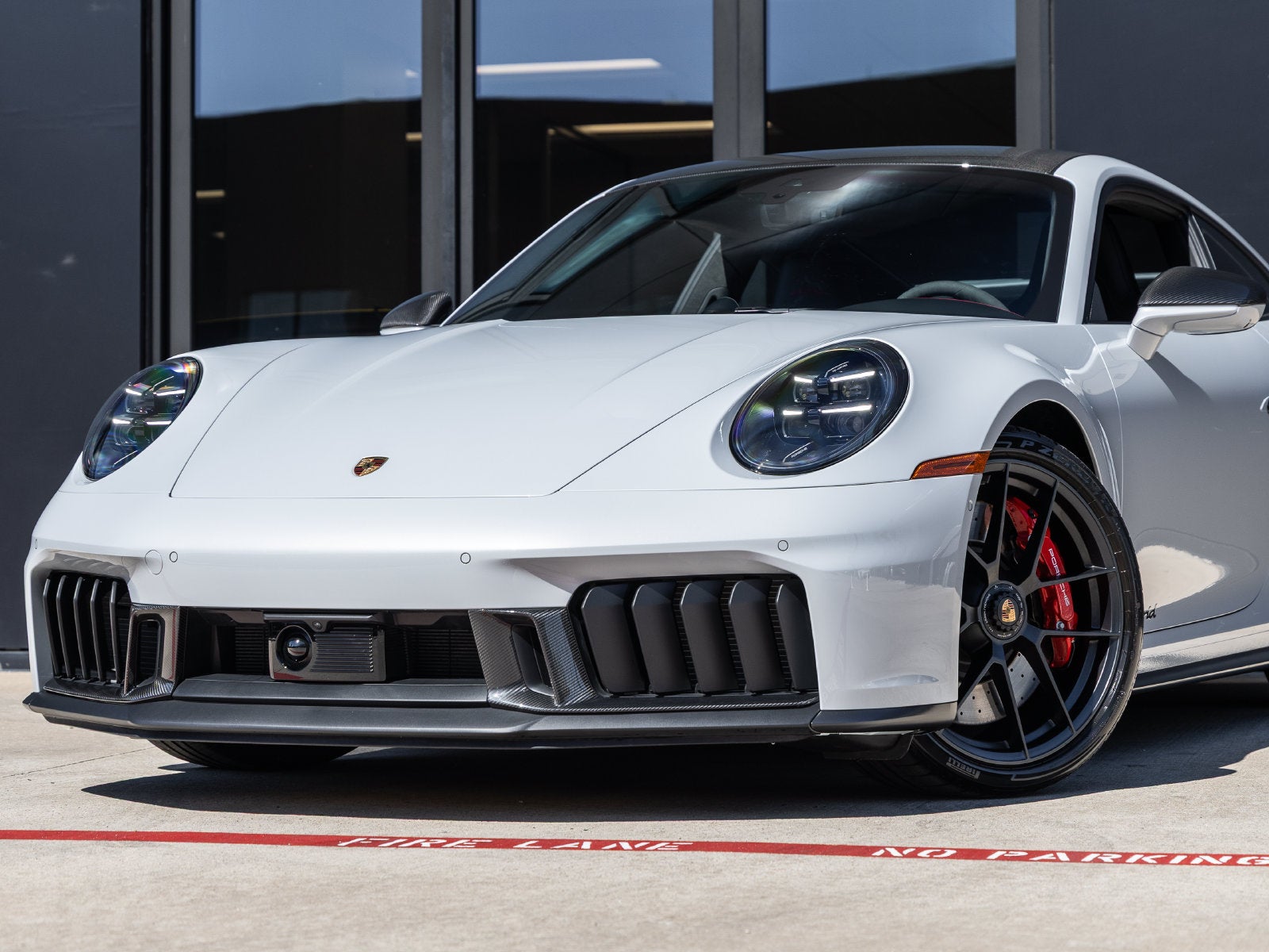 2026 Porsche 911 Carrera 4 GTS