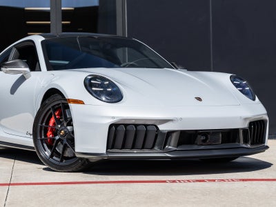 2026 Porsche 911 Carrera 4 GTS