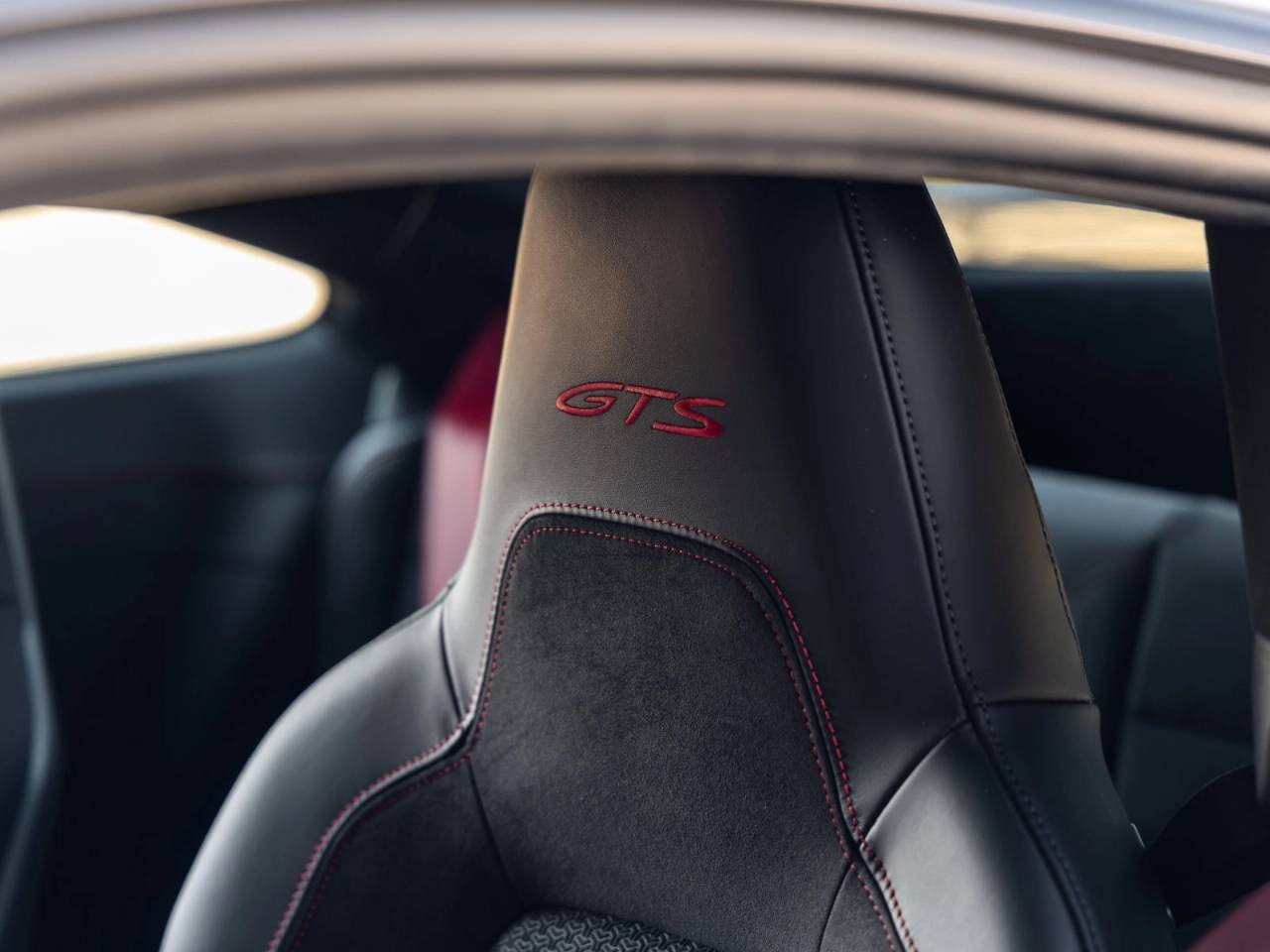 2026 Porsche 911 911 Carrera 4 GTS