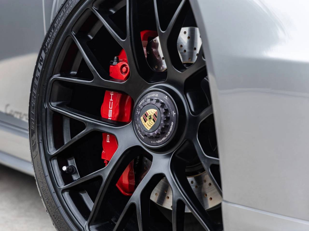 2016 Porsche 911 Carrera GTS