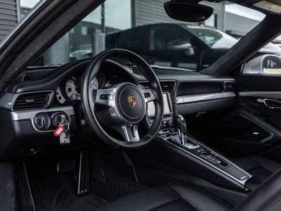 2016 Porsche 911 Carrera GTS