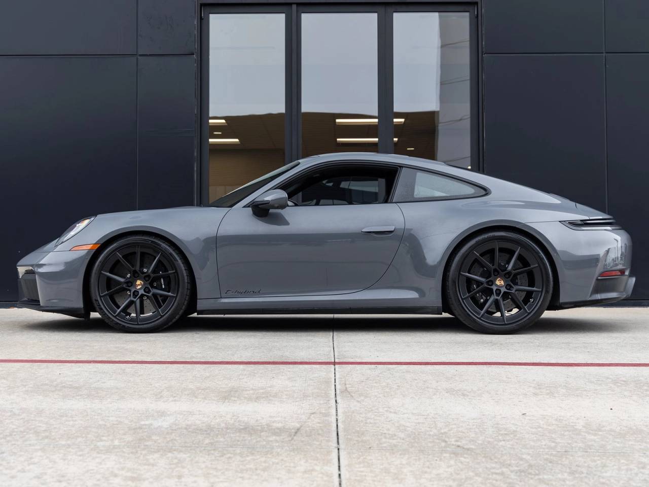 2025 Porsche 911 911 Carrera GTS