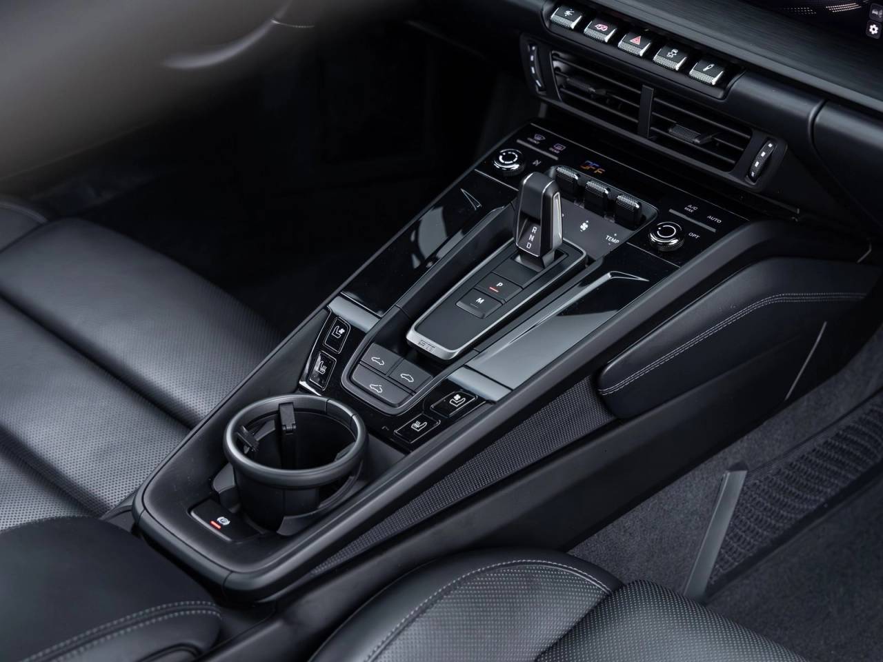 2025 Porsche 911 911 Carrera GTS