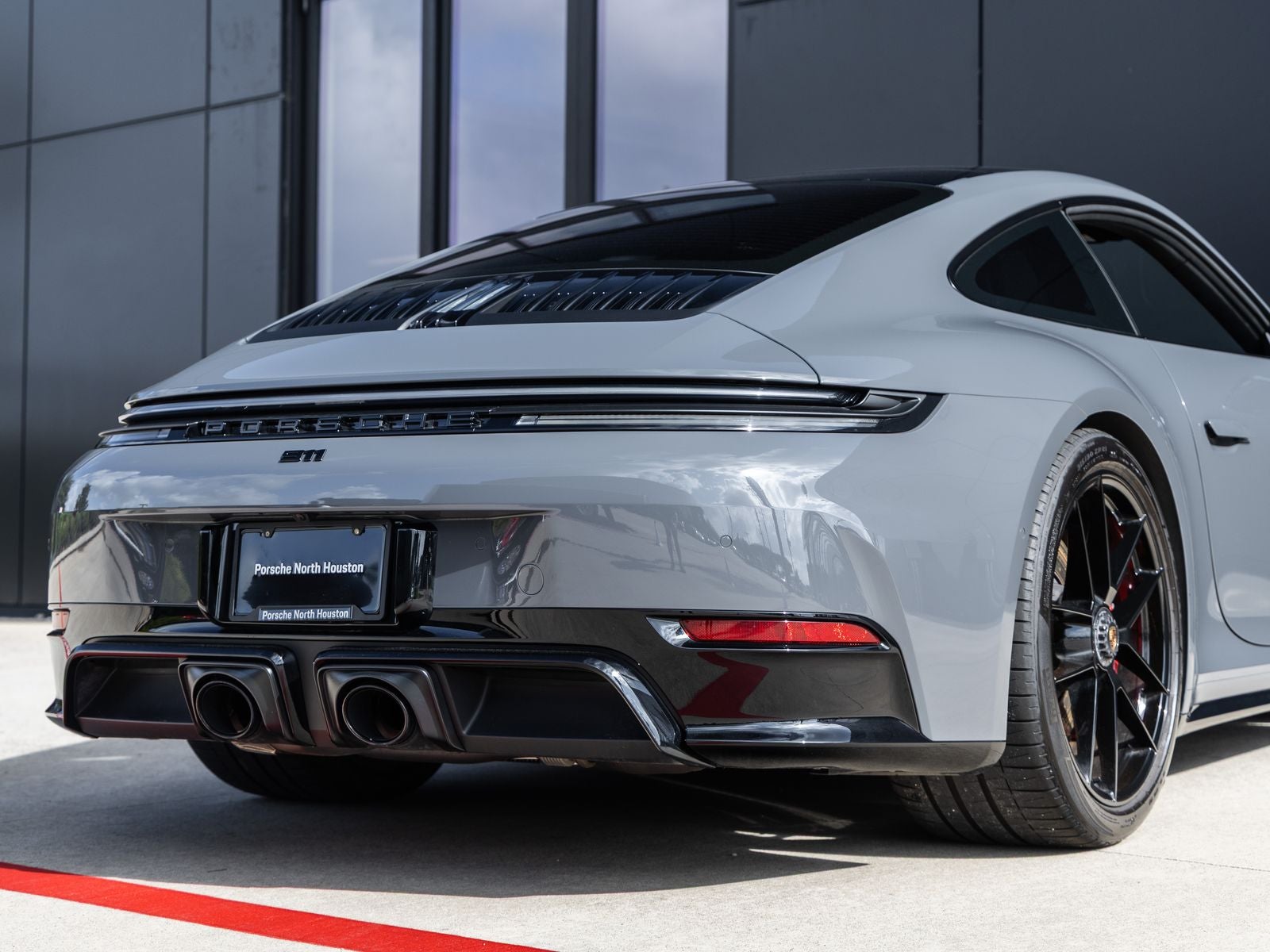 2025 Porsche 911 911 Carrera 4 GTS