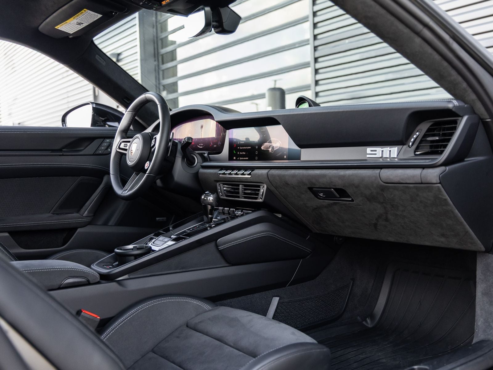 2025 Porsche 911 911 Carrera 4 GTS