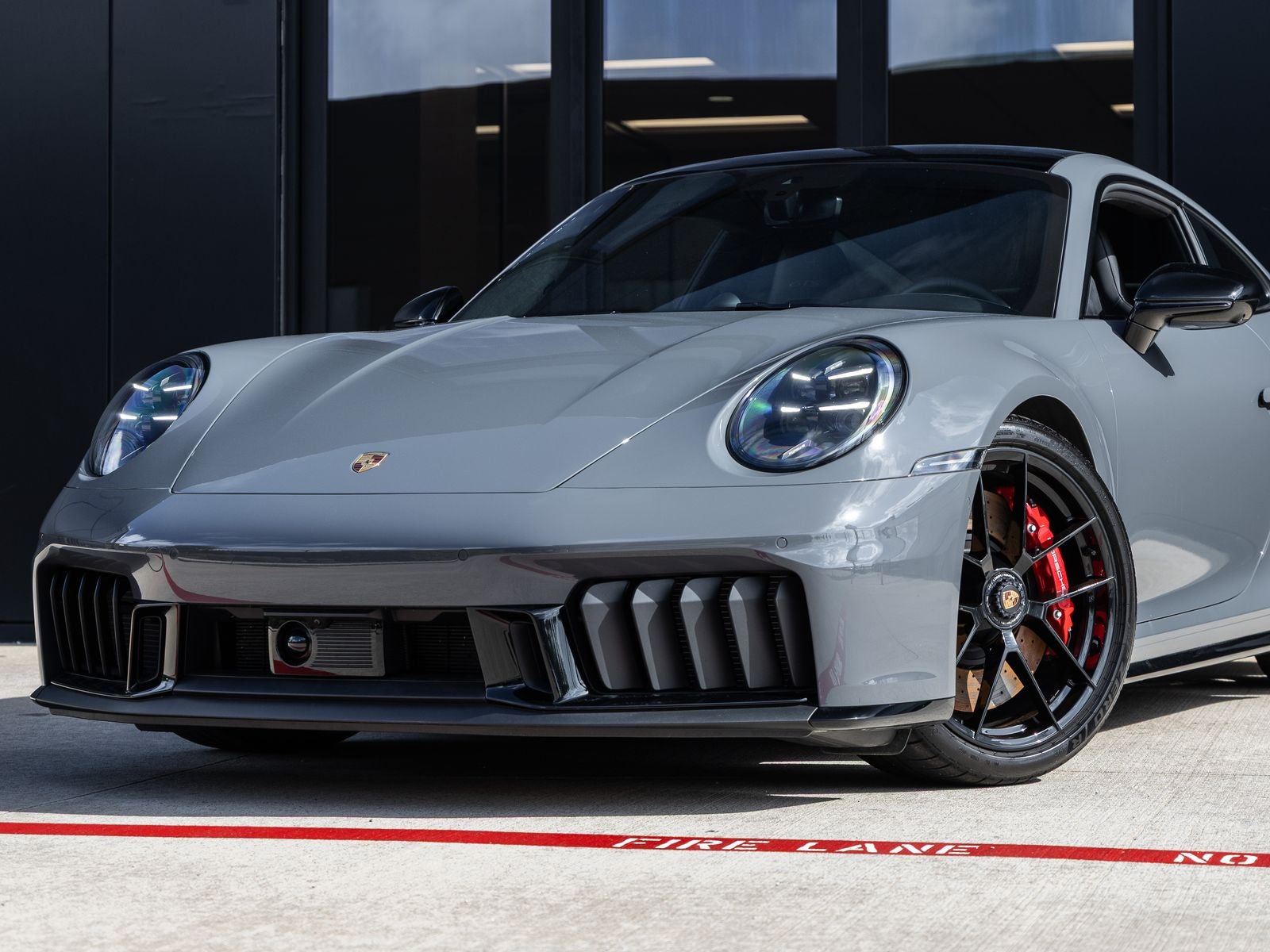 2025 Porsche 911 911 Carrera 4 GTS