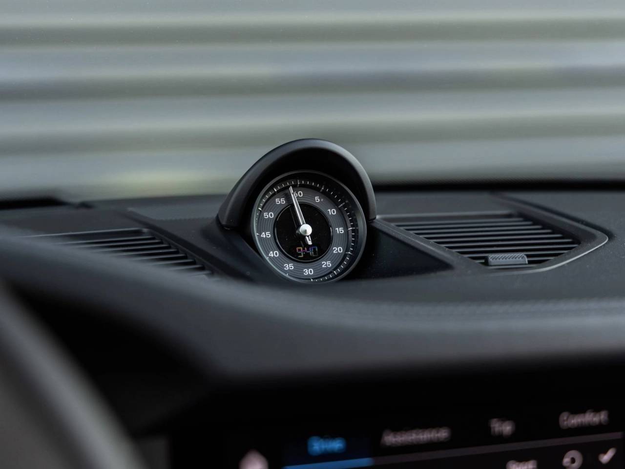 2025 Porsche 911 911 Carrera 4 GTS