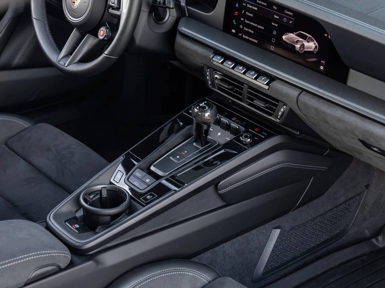 2025 Porsche 911 911 Carrera 4 GTS