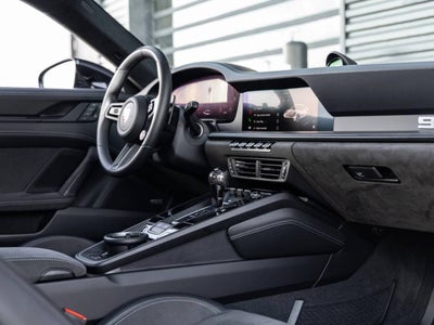 2025 Porsche 911 911 Carrera 4 GTS