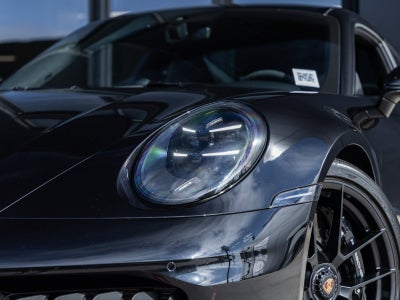 2025 Porsche 911 911 Carrera 4 GTS
