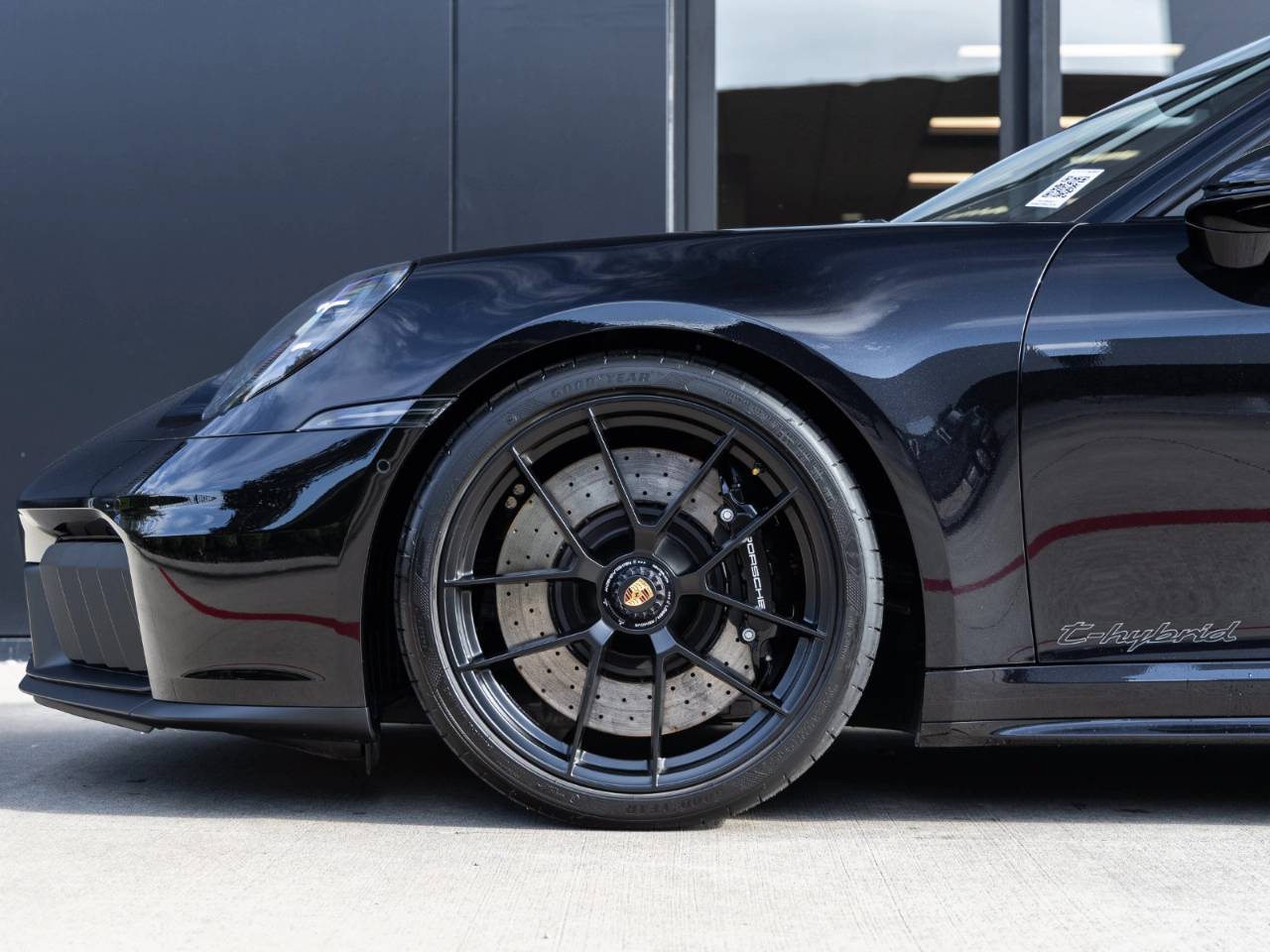 2025 Porsche 911 911 Carrera 4 GTS