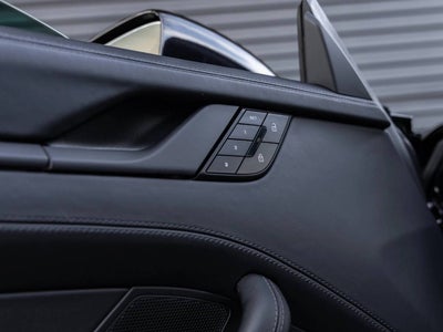 2025 Porsche 911 911 Carrera 4 GTS