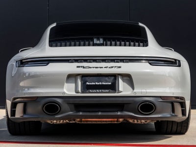 2022 Porsche 911 Carrera 4 GTS