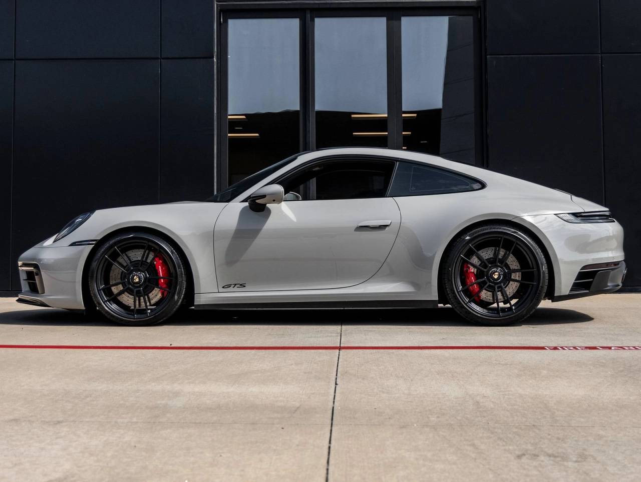 2022 Porsche 911 911 Carrera 4 GTS