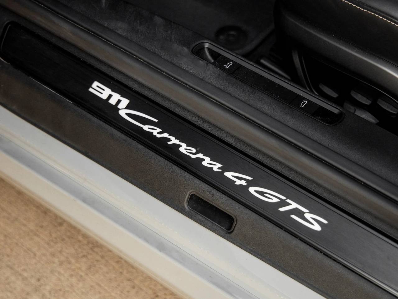 2022 Porsche 911 911 Carrera 4 GTS