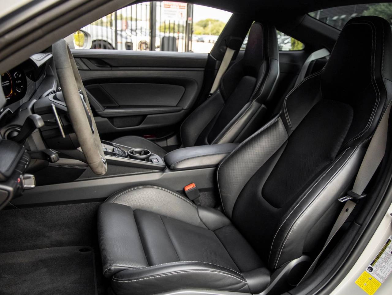 2022 Porsche 911 911 Carrera 4 GTS