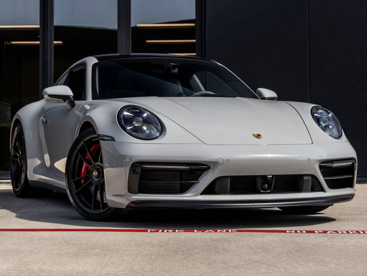2022 Porsche 911 911 Carrera 4 GTS