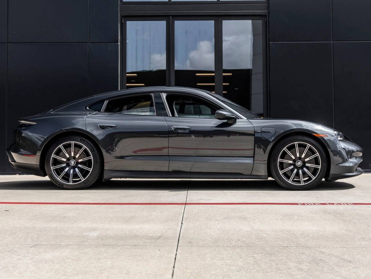 2020 Porsche Taycan Taycan 4S