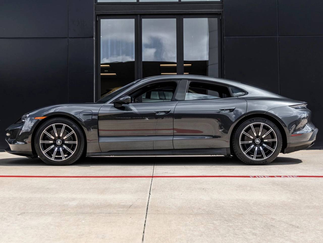 2020 Porsche Taycan Taycan 4S