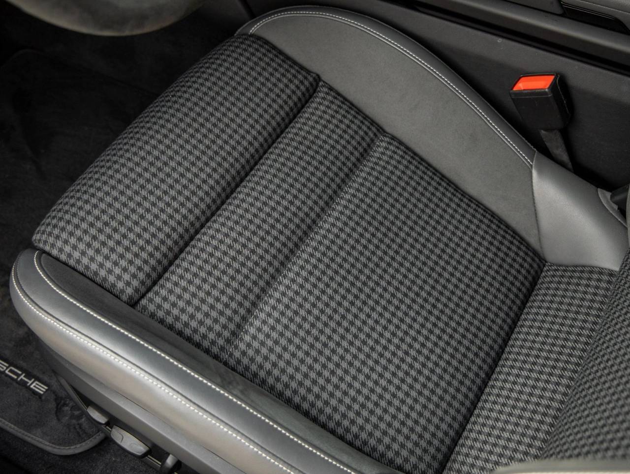 2025 Porsche Taycan Taycan 4S