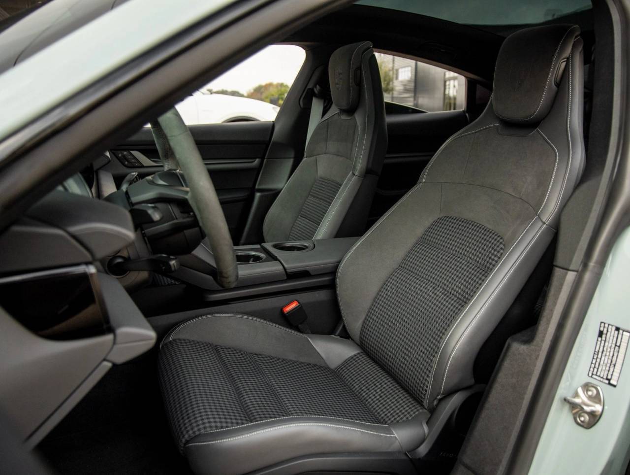 2025 Porsche Taycan Taycan 4S