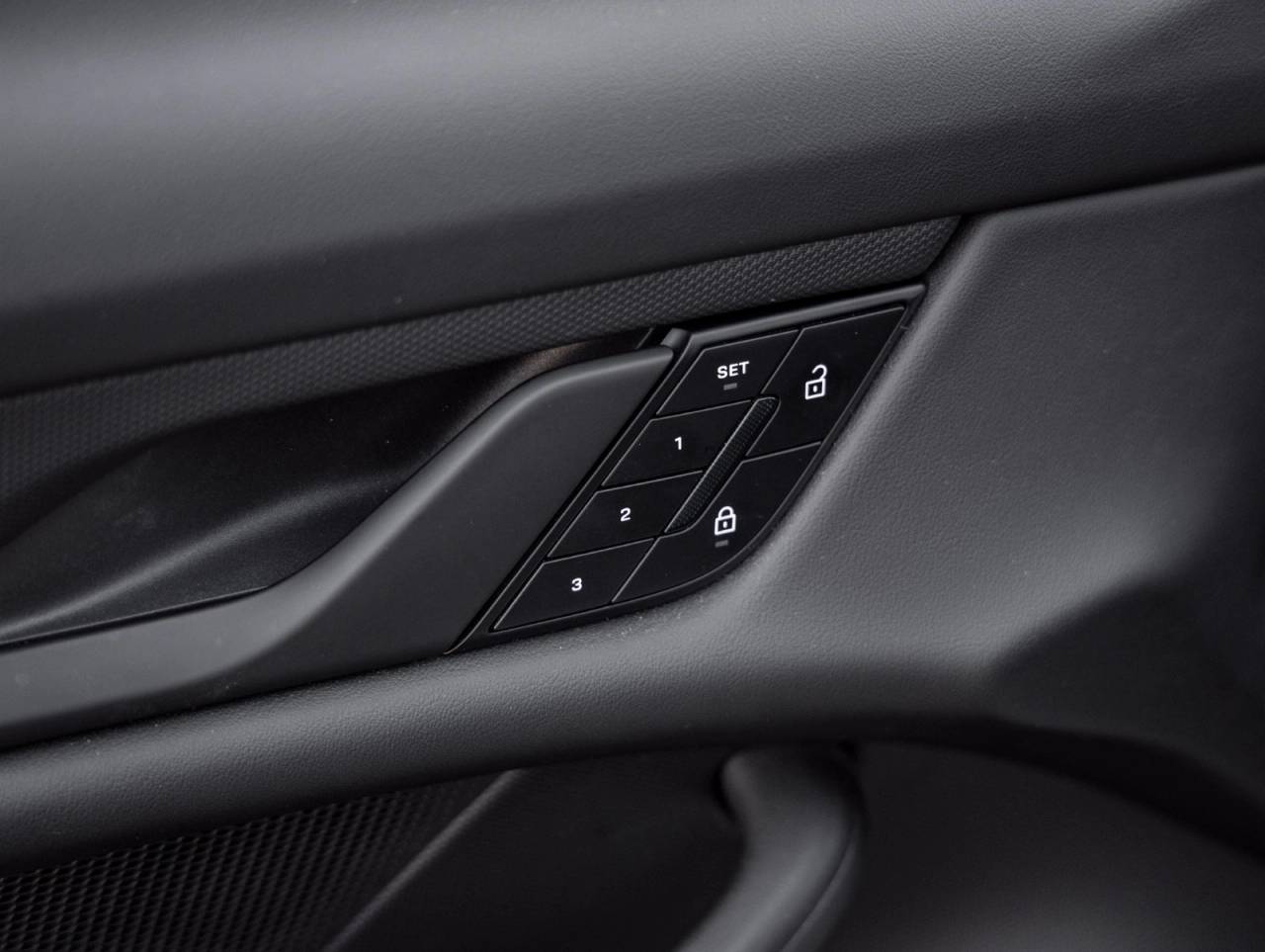 2023 Porsche Taycan Taycan 4S