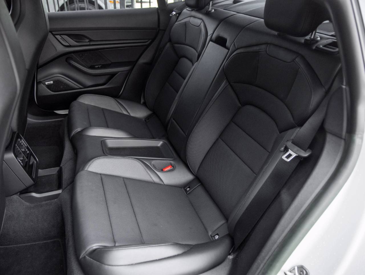 2023 Porsche Taycan Taycan 4S