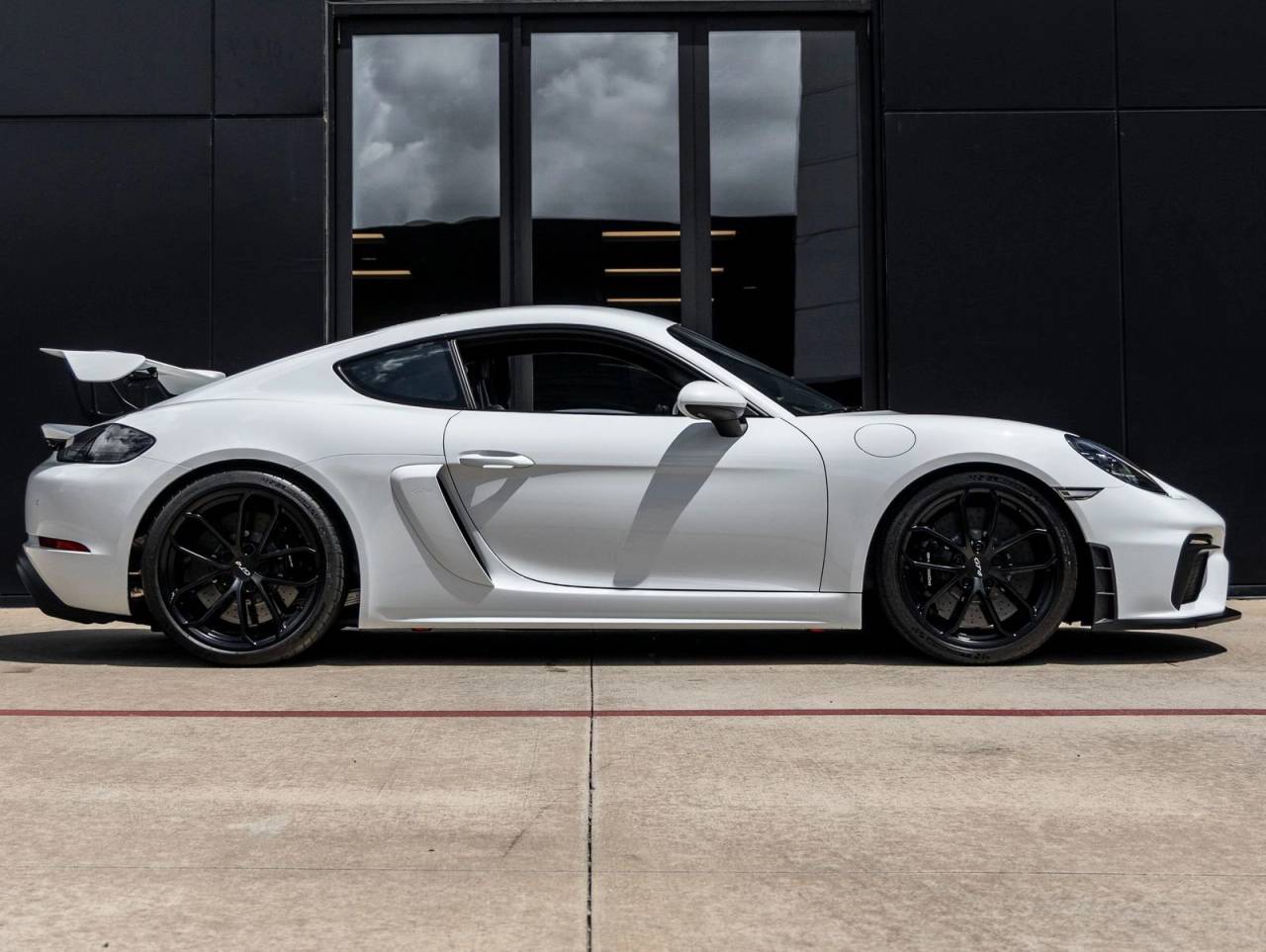 2020 Porsche 718 Cayman GT4
