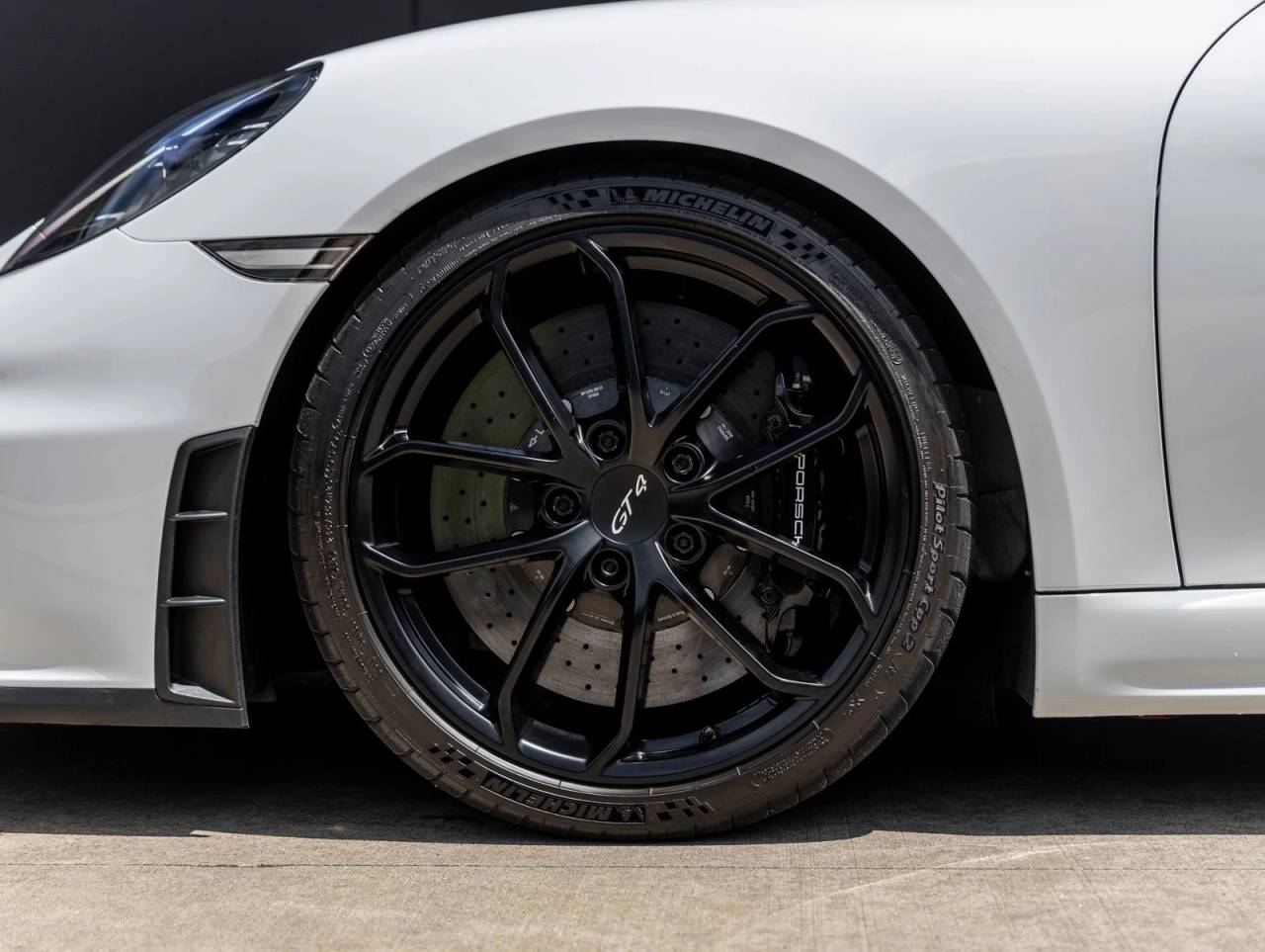 2020 Porsche 718 Cayman GT4