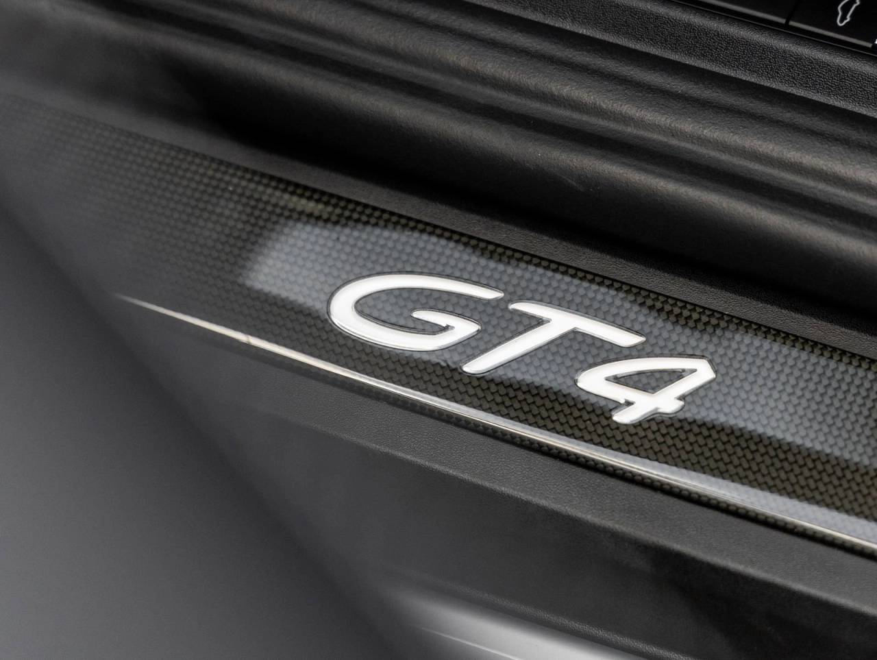 2020 Porsche 718 Cayman GT4