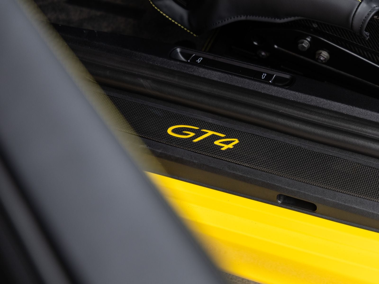 2016 Porsche 718 Cayman GT4