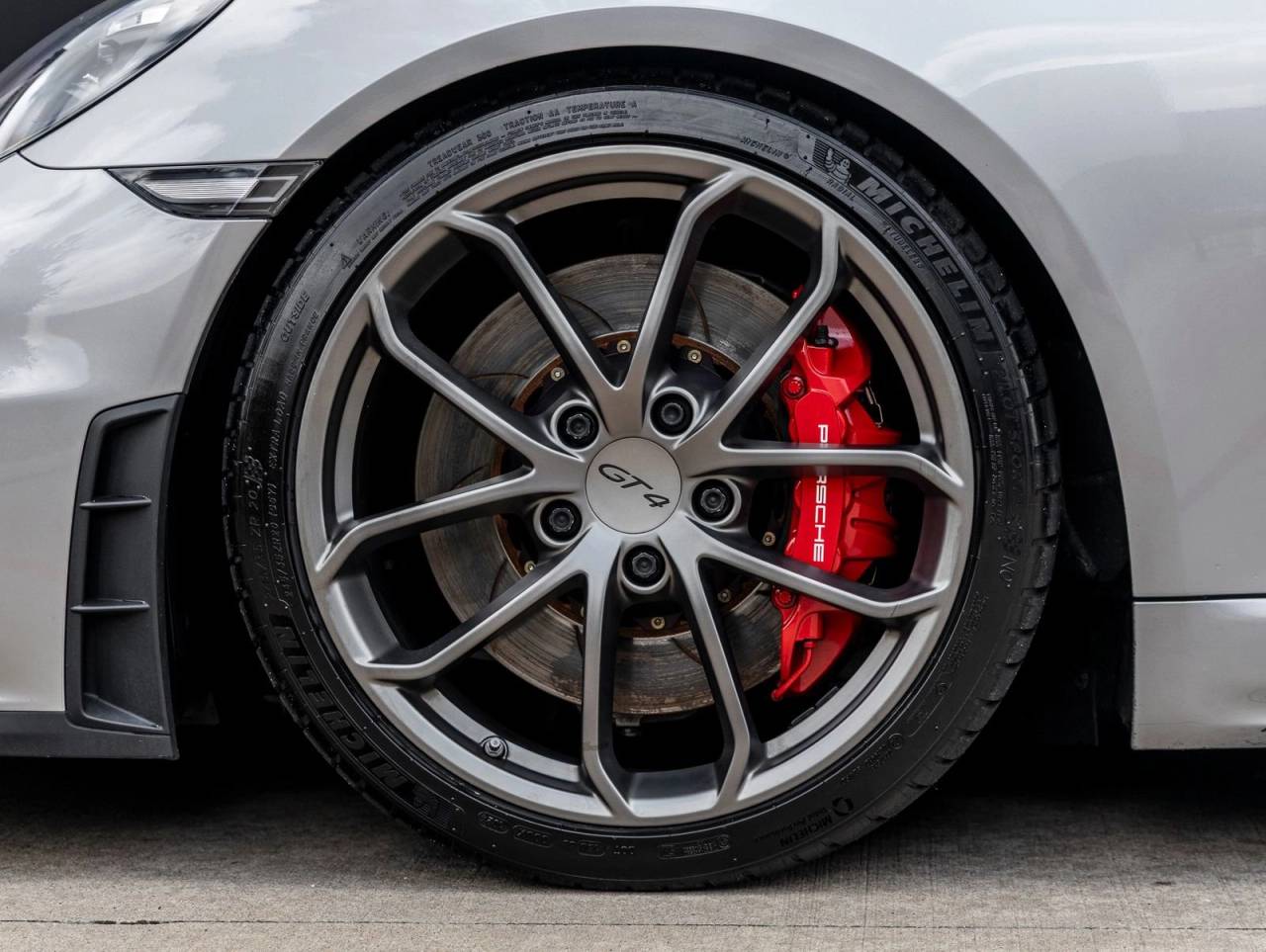 2020 Porsche 718 Cayman GT4