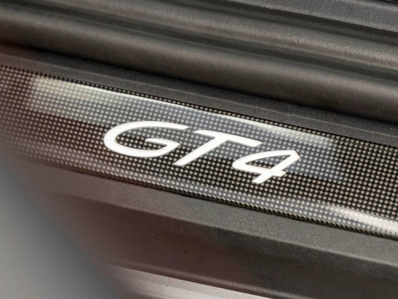 2020 Porsche 718 Cayman GT4