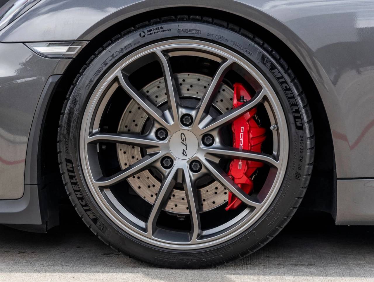 2016 Porsche 718 Cayman GT4