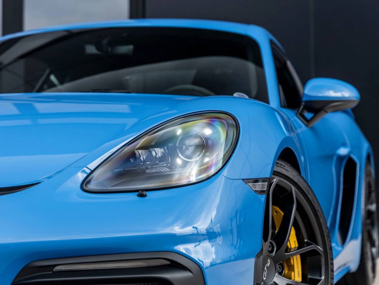 2023 Porsche 718 Cayman GT4