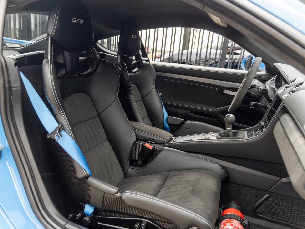 2023 Porsche 718 Cayman GT4