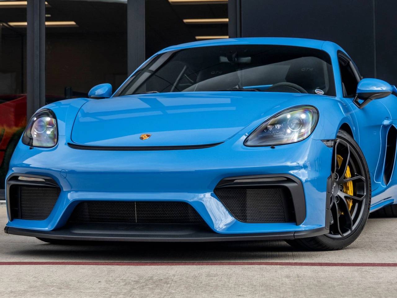 2023 Porsche 718 Cayman GT4
