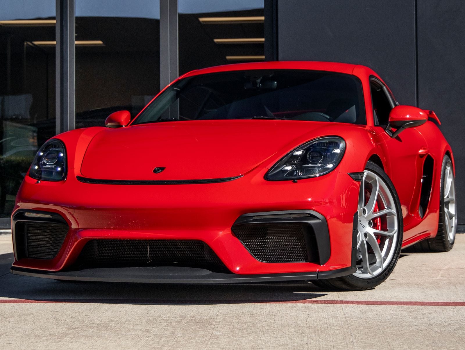 2023 Porsche 718 Cayman GT4