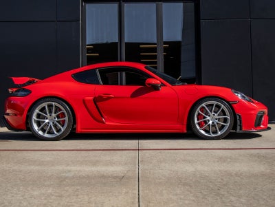 2023 Porsche 718 Cayman GT4