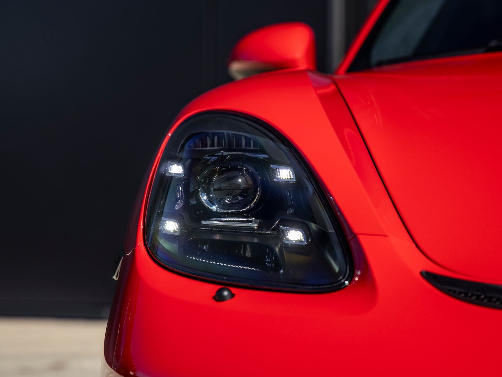 2023 Porsche 718 Cayman GT4