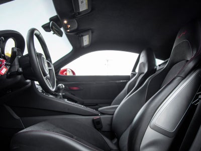 2023 Porsche 718 Cayman GT4