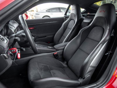 2023 Porsche 718 Cayman GT4