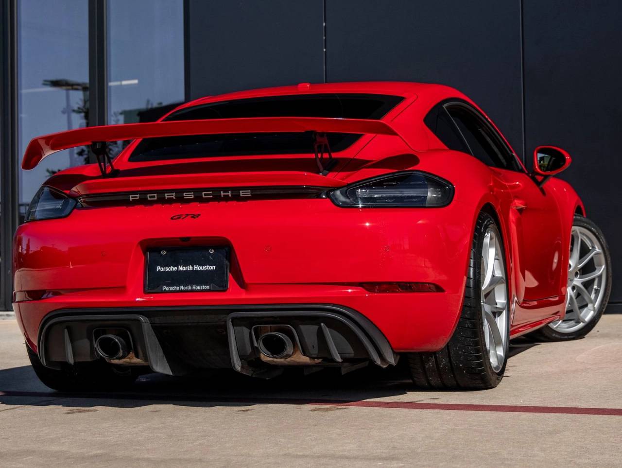 2023 Porsche 718 Cayman GT4