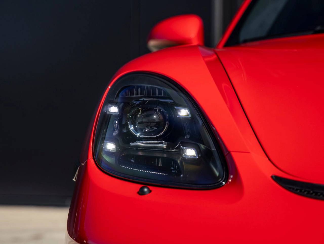 2023 Porsche 718 Cayman GT4