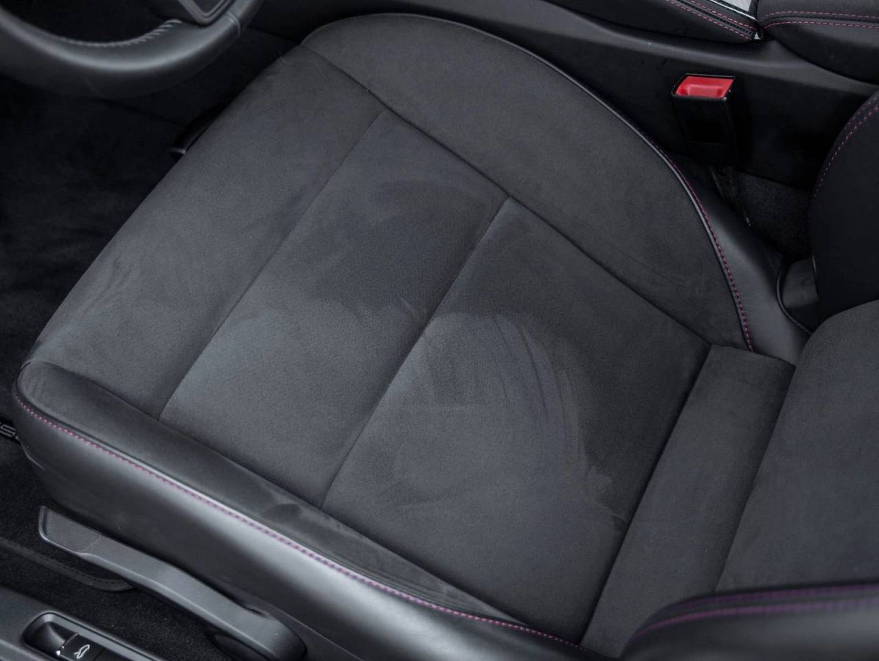 2023 Porsche 718 Cayman GT4