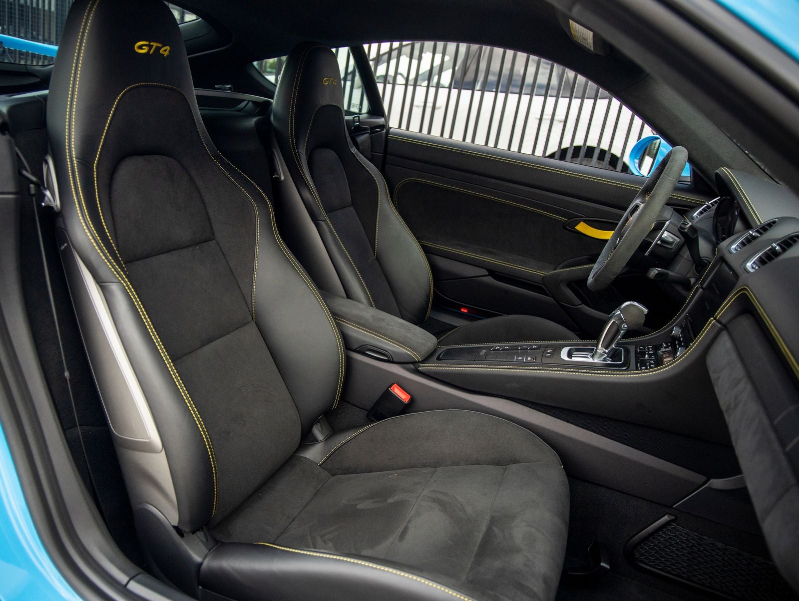 2021 Porsche 718 Cayman GT4