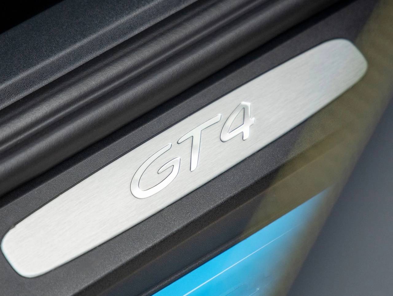 2021 Porsche 718 Cayman GT4