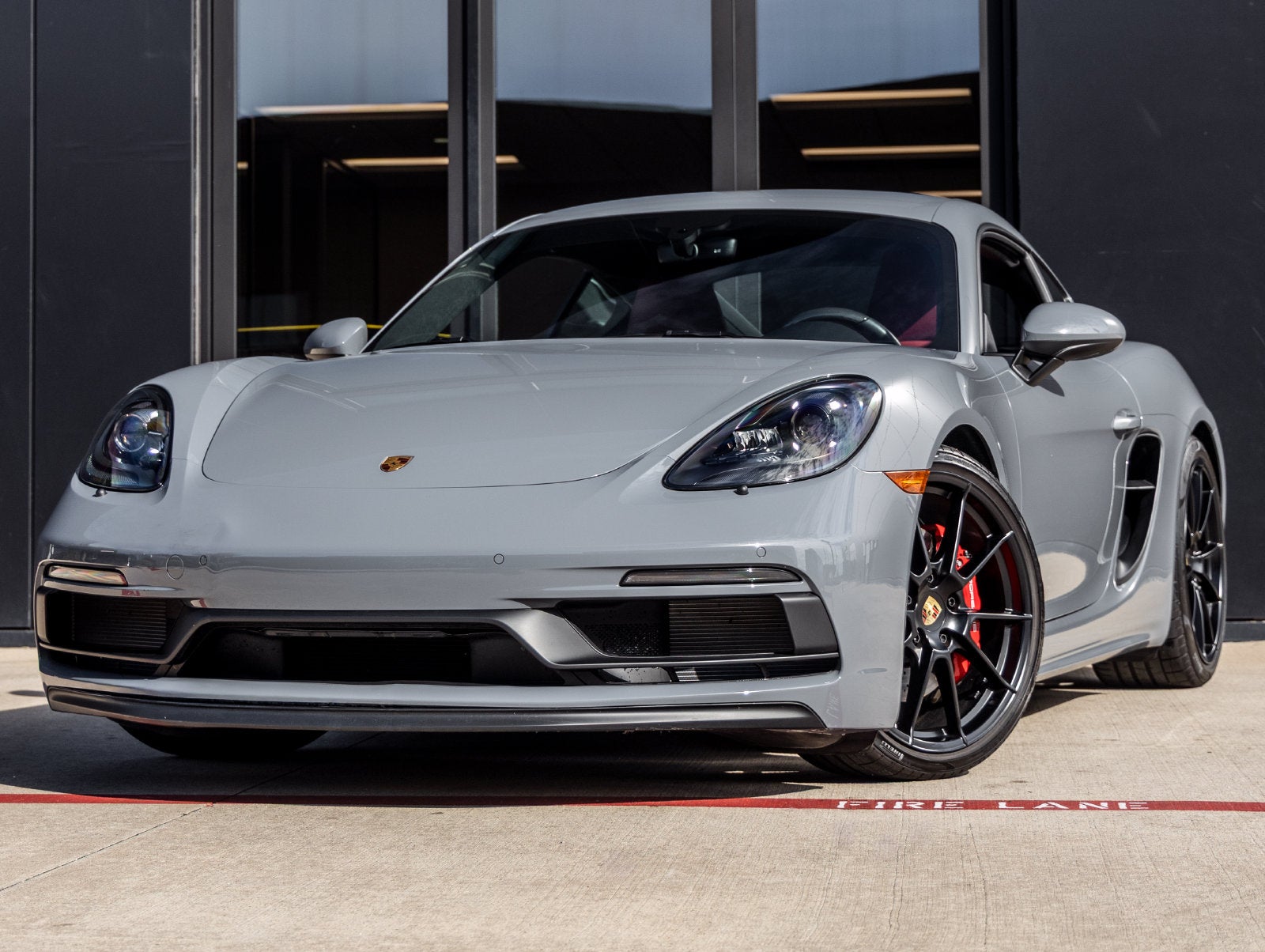 2025 Porsche 718 Cayman GTS