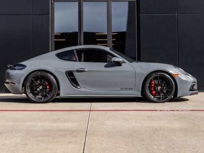 2025 Porsche 718 Cayman GTS