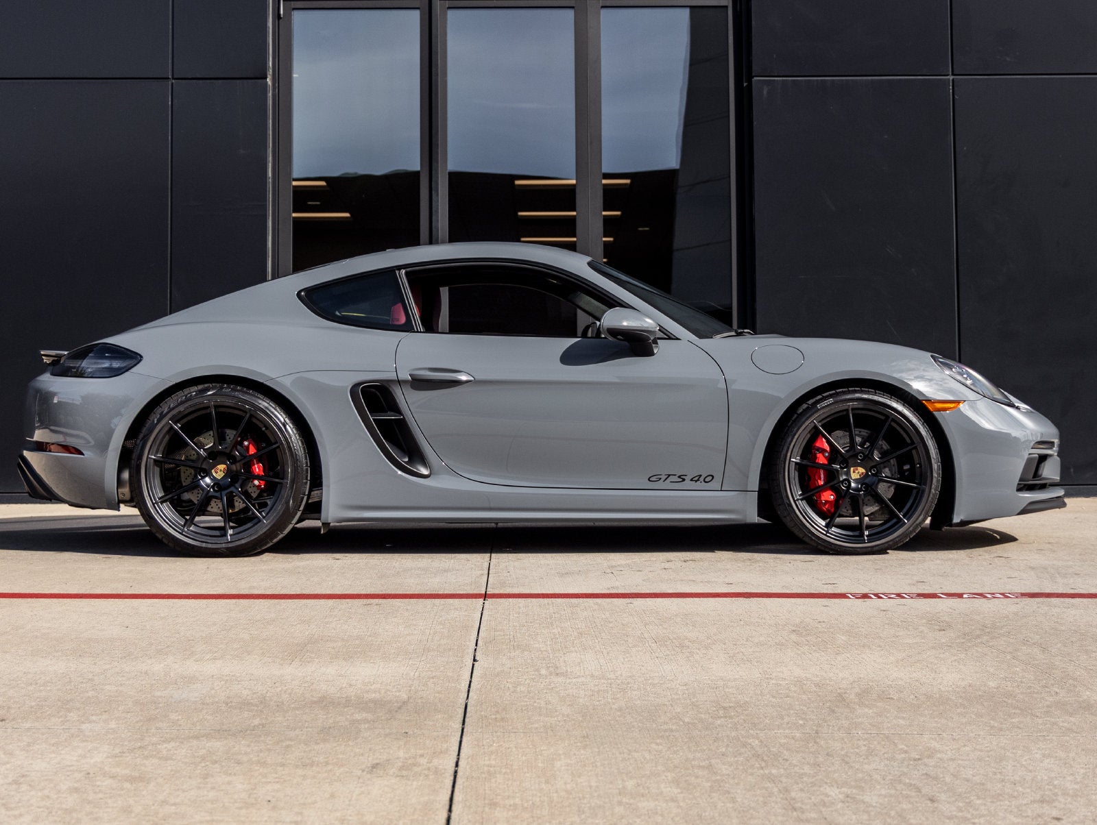 2025 Porsche 718 Cayman GTS
